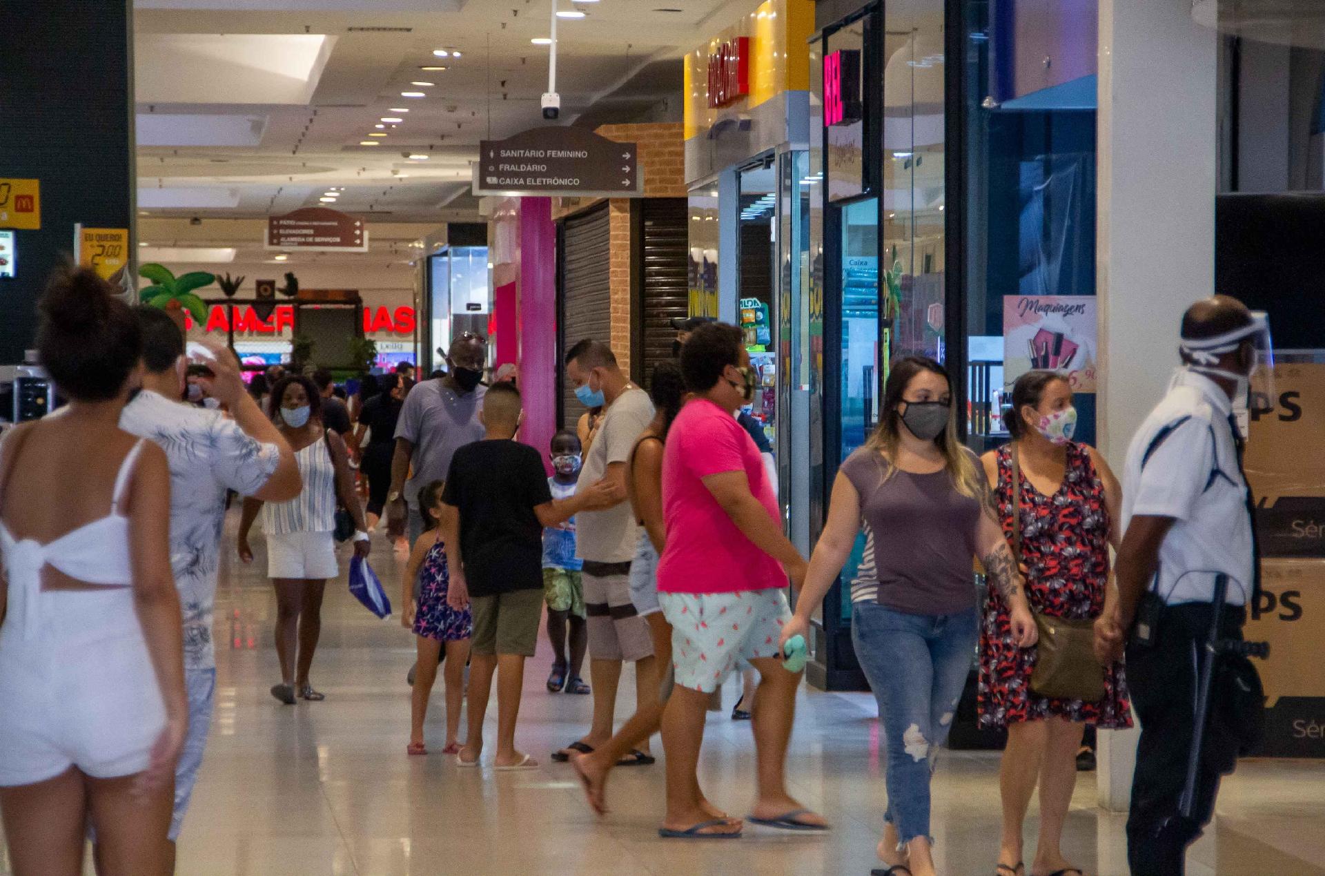 Consumo em shoppings e bares deve cair após pandemia