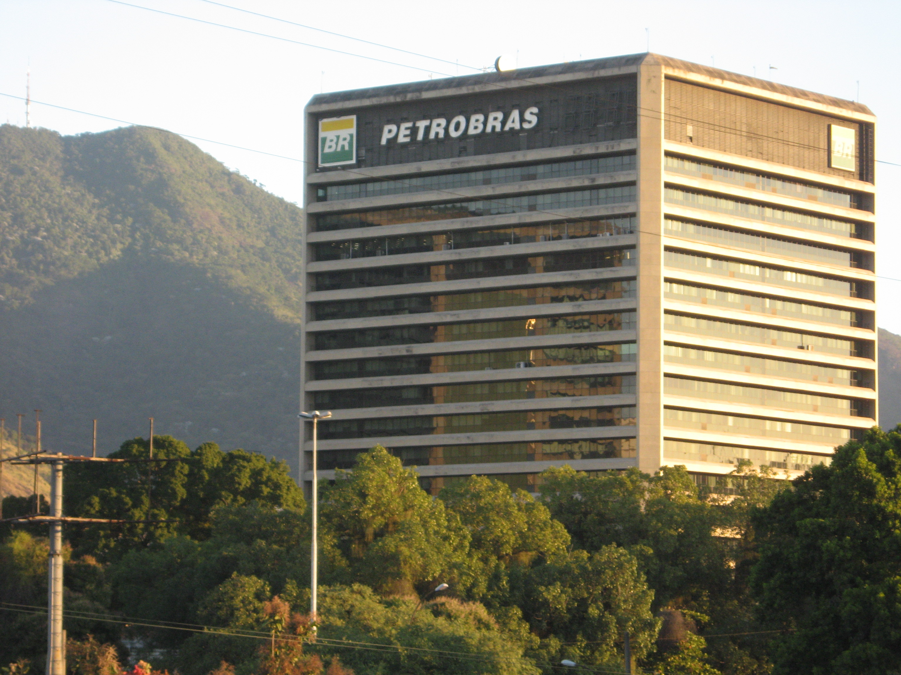 Petrobras (PETR3; PETR4) anuncia venda de participação em bacia do Rio Grande do Norte