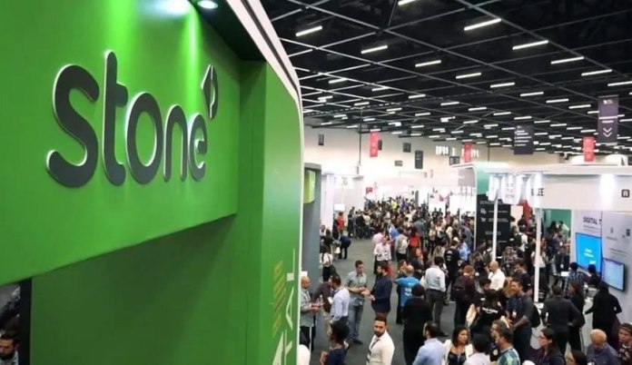 Linx (LINX3) anuncia finalização de acordo para fusão com StoneCo (STNE)