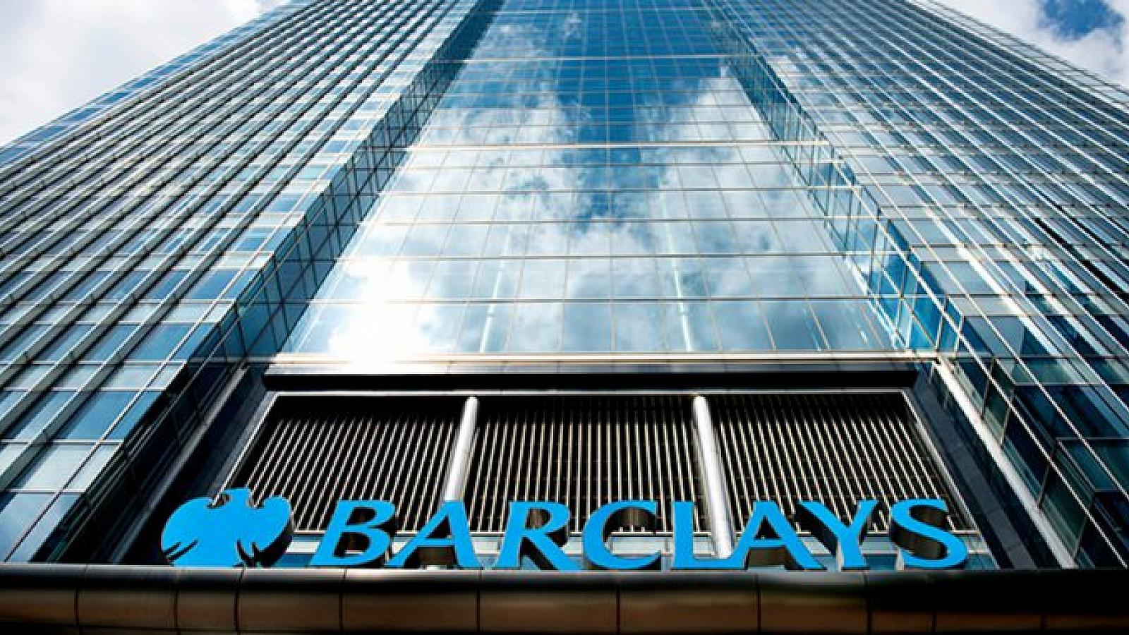 Apple (AAPL34) termina parceria com o banco britânico Barclays (BARC)
