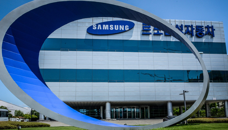 Samsung (005930) divulga fortes lucros, mas prevê queda nos próximos meses