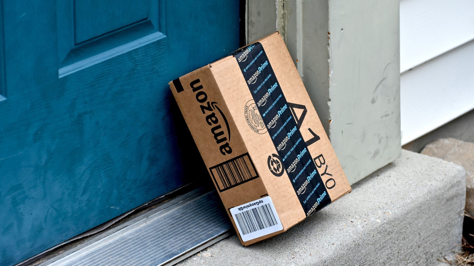 Amazon (AMZO34) reporta crescimento de 37% nas vendas durante o trimestre