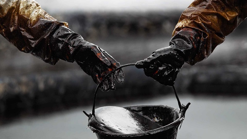 Petróleo: preços caem mais de 5% com aumento de casos da Covid-19