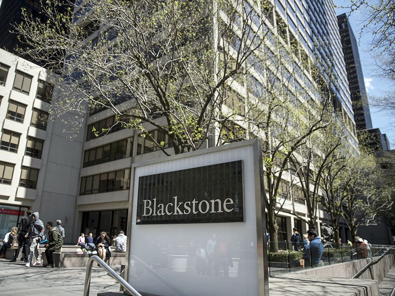 Blackstone (BX) registra fortes ganhos com a venda de ativos