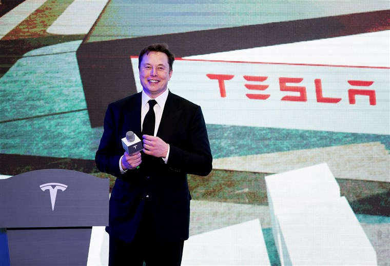 Elon Musk em apresentação da Tesla