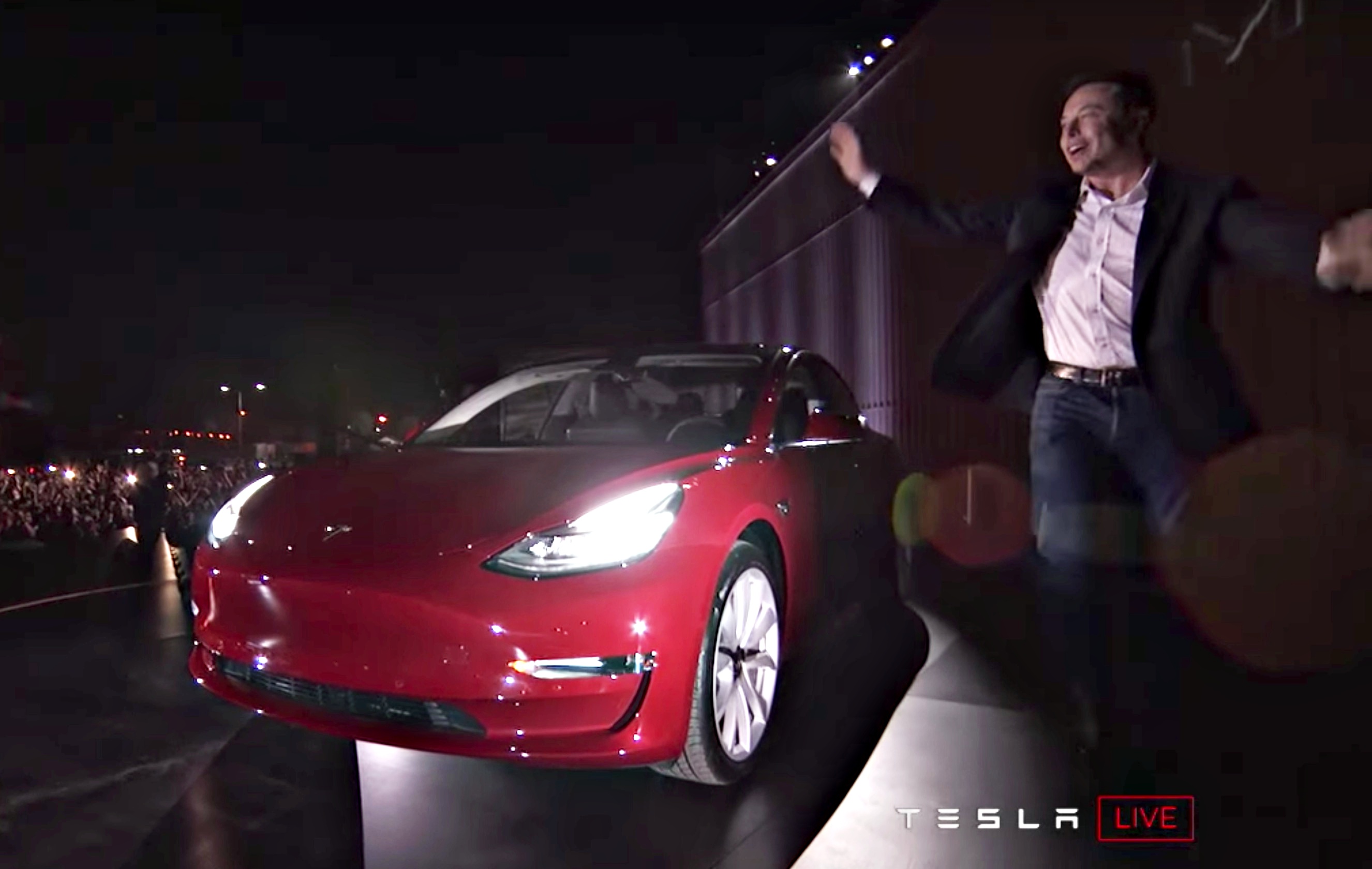 Elon Musk: Tesla (TSLA34) quase vai à falência