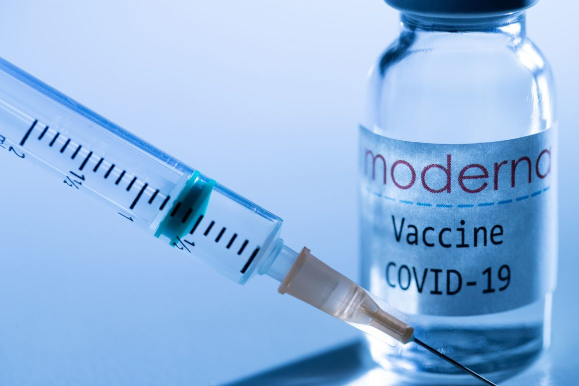 Grã-Bretanha anuncia compra de 5 milhões de doses da vacina Moderna (M1RN34)