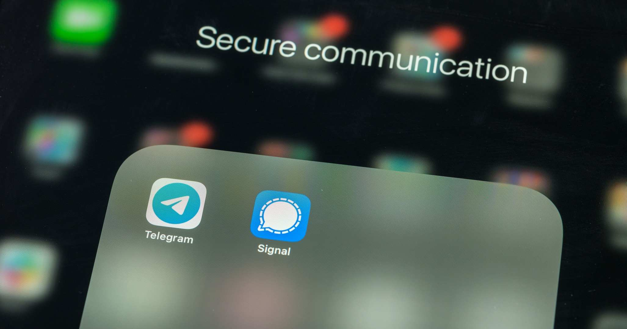 WhatsApp, do Facebook (FB), perde usuários para Signal e Telegram
